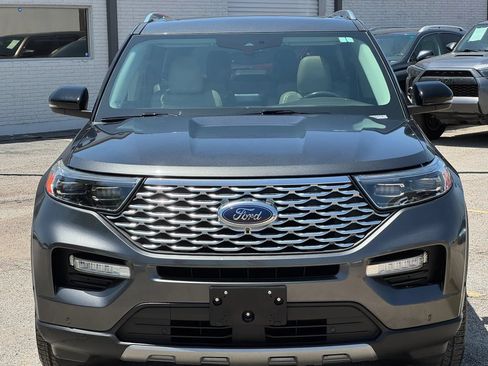 Used 2020 Ford Explorer Platinum w/ Premium Technology Package AWD/4WD image 10