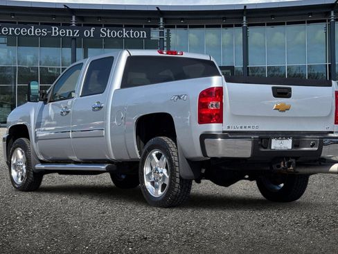 Used 2014 Chevrolet Silverado 2500 LT w/ Custom Sport Truck Package AWD/4WD image 6
