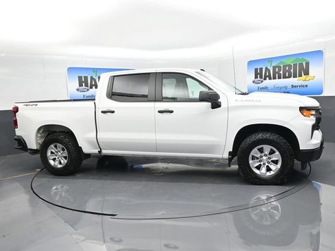 Used 2026 Chevrolet Silverado 1500 W/T w/ WT Value Package AWD/4WD image 7