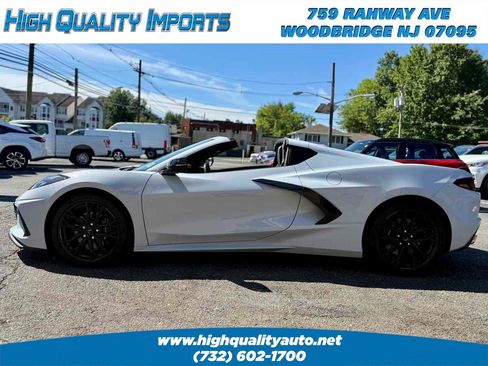 Used 2024 Chevrolet Corvette Stingray Coupe w/ 1LT RWD image 21