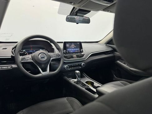 Used 2022 Nissan Altima 2.5 SV FWD image 40