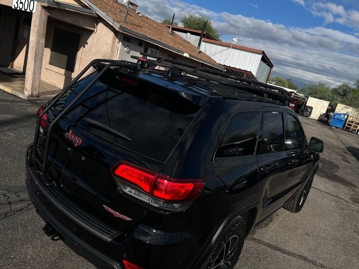 Used 2017 Jeep Grand Cherokee Trailhawk w/ Trailhawk Luxury Group AWD/4WD image 51