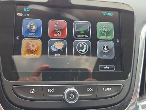 Used 2018 Chevrolet Equinox LT w/ Sun & Infotainment Package FWD image 14