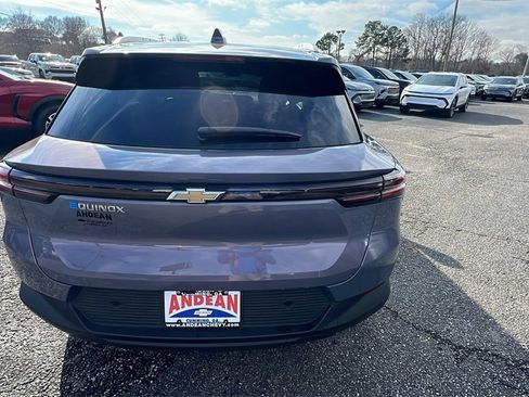 New 2026 Chevrolet Equinox EV LT image 6