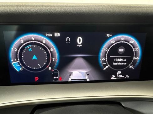 Certified 2025 Volkswagen Tiguan SE R-Line AWD/4WD image 17