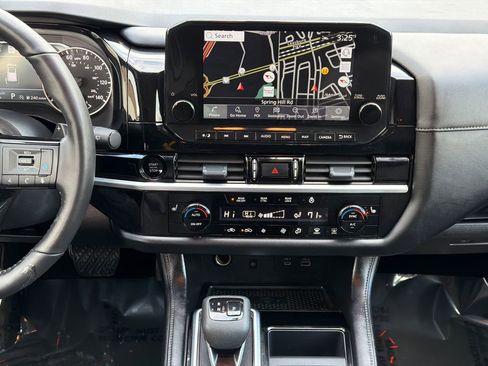 Used 2025 Nissan Pathfinder SL image 20