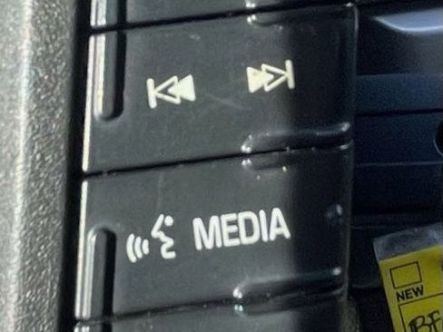 Used 2011 Ford F150 FX4 w/ FX Luxury Pkg image 23