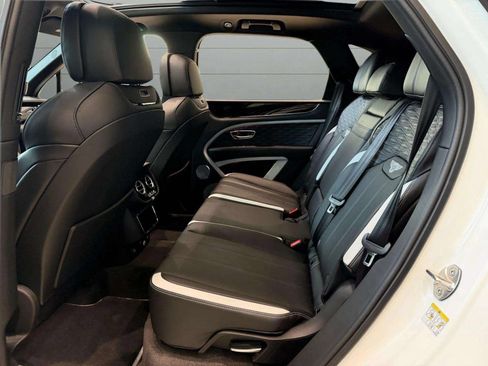 New 2026 Bentley Bentayga Speed AWD/4WD image 37