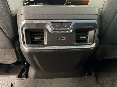 Used 2024 GMC Sierra 3500 Denali image 22