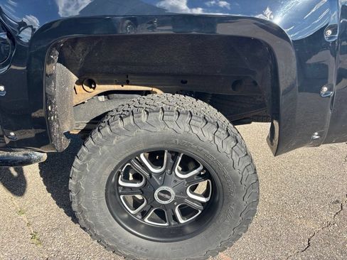 Used 2015 GMC Sierra 1500 SLE w/ SLE Value Package AWD/4WD image 12