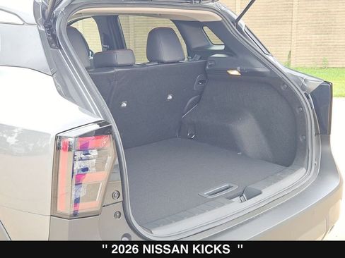 New 2026 Nissan Kicks SR image 28