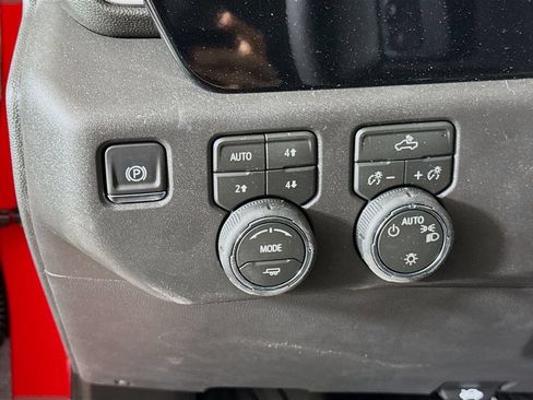 New 2026 Chevrolet Silverado 1500 LT w/ Z71 Off-Road Package AWD/4WD image 10