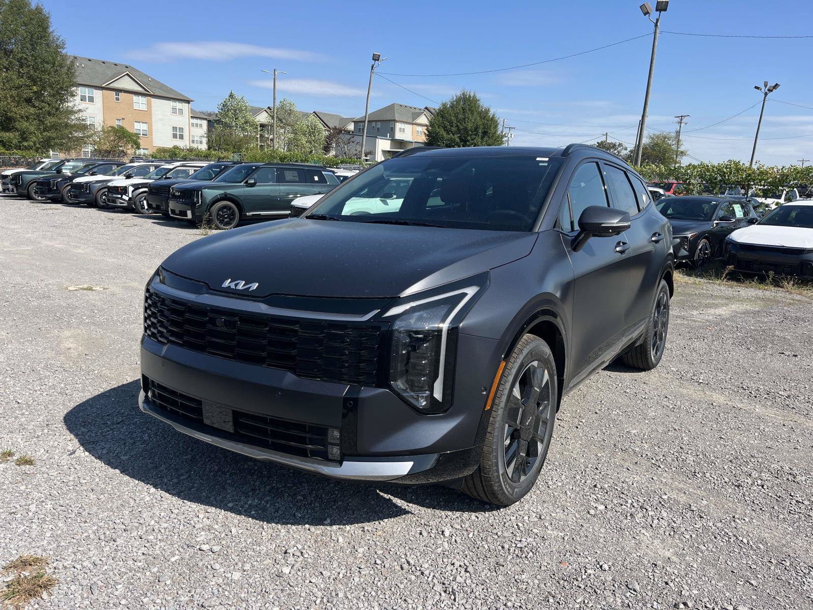 New 2027 Kia Sportage SX FWD image 3