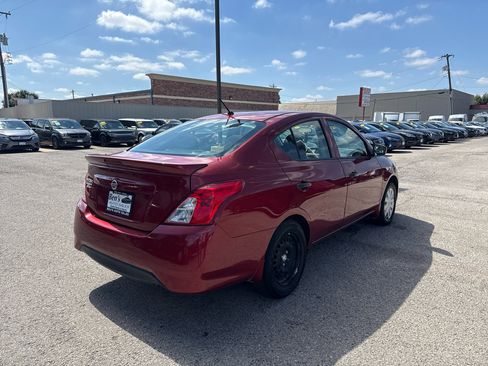 Used 2017 Nissan Versa S Plus image 6