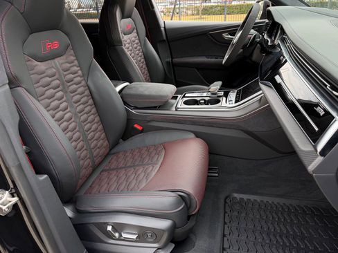 Used 2025 Audi RS Q8 performance image 21