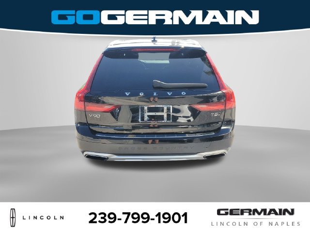 Used 2019 Volvo V90 T5 Cross Country w/ Protection Package Premier AWD/4WD image 8