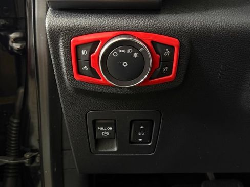 Used 2019 Ford F150 XLT w/ Equipment Group 302A Luxury AWD/4WD image 14