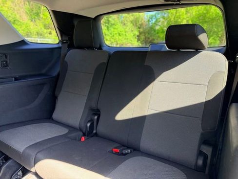 Used 2019 Chevrolet Traverse LT FWD image 26