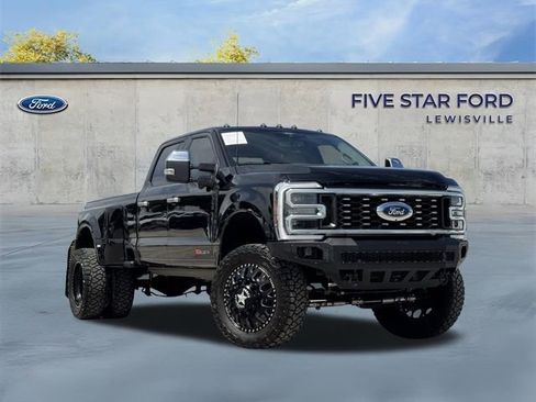 Used 2025 Ford F350 Platinum w/ Platinum Plus Package AWD/4WD image 1