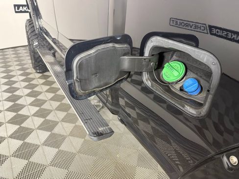 Used 2017 Ford F250 Platinum w/ Platinum Ultimate Package image 13