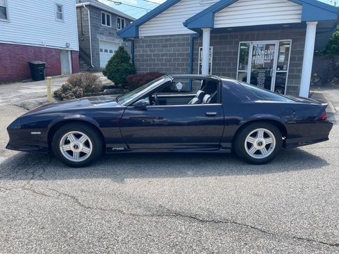 Used 1992 Chevrolet Camaro RS RWD image 10
