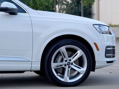 Used 2019 Audi Q7 3.0T Prestige w/ Prestige Package image 28