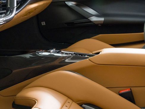 Used 2025 Ferrari SF90 Spider image 6