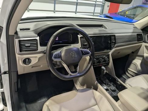 Used 2021 Volkswagen Atlas SEL image 28
