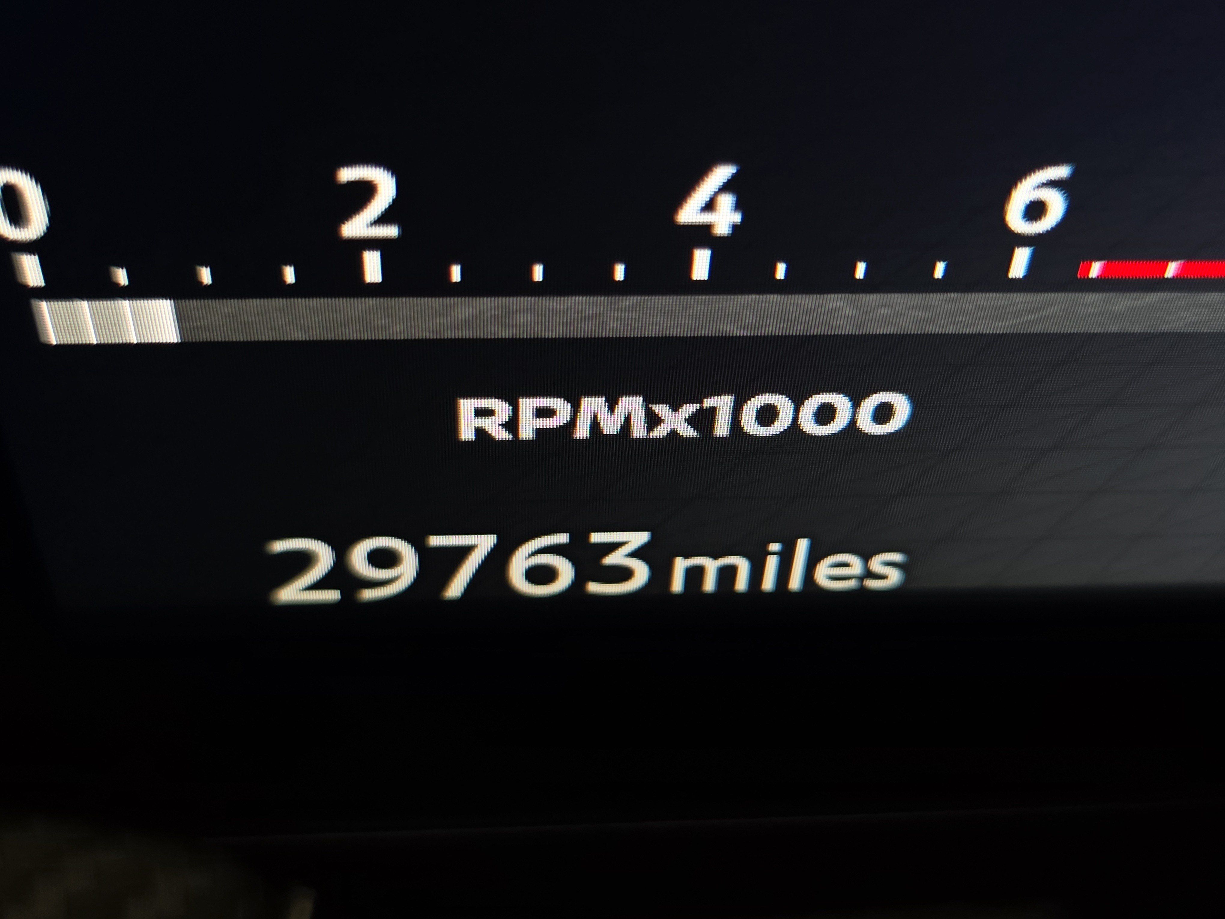 Used 2025 Nissan Kicks SR AWD/4WD image 18