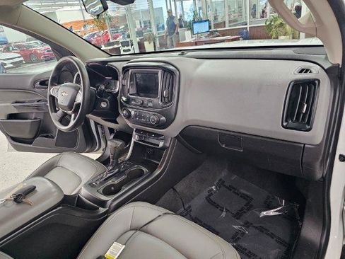 Used 2019 Chevrolet Colorado W/T w/ WT Convenience Package image 8