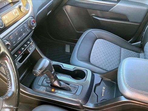 Used 2021 Chevrolet Colorado Z71 image 14