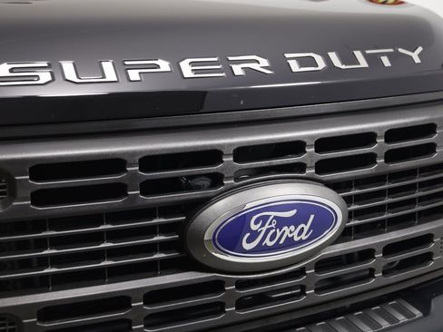 Used 2024 Ford F350 XL w/ Snow Plow/Camper Package image 12