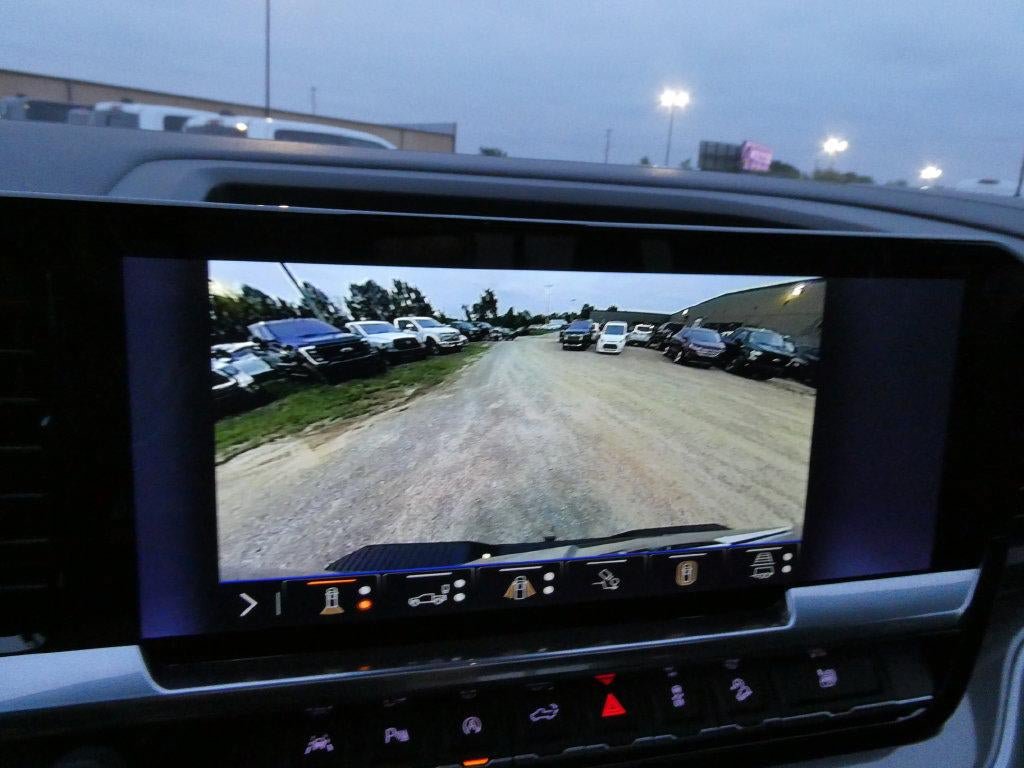 New 2026 Chevrolet Silverado 1500 High Country w/ Technology Package AWD/4WD image 30