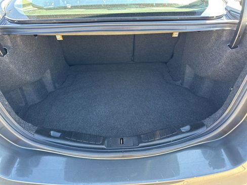 Used 2017 Ford Fusion SE w/ Fusion SE Technology Package image 14