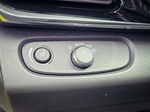New 2026 Buick Envista Sport Touring w/ Convenience I Package FWD image 13