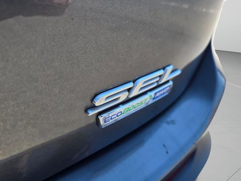 Used 2016 Ford Edge SEL w/ Equipment Group 201A AWD/4WD image 30