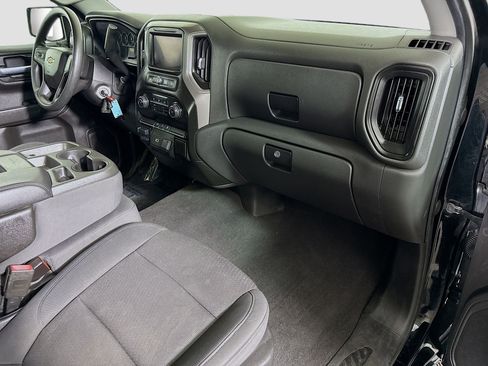 Used 2020 Chevrolet Silverado 1500 Custom w/ Custom Value Package AWD/4WD image 28