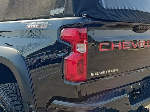 Used 2024 Chevrolet Silverado 1500 Custom Trail Boss image 37
