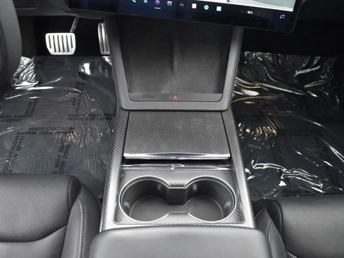 Used 2023 Tesla Model S Plaid image 15