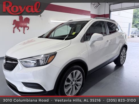 Used 2018 Buick Encore Preferred FWD image 1