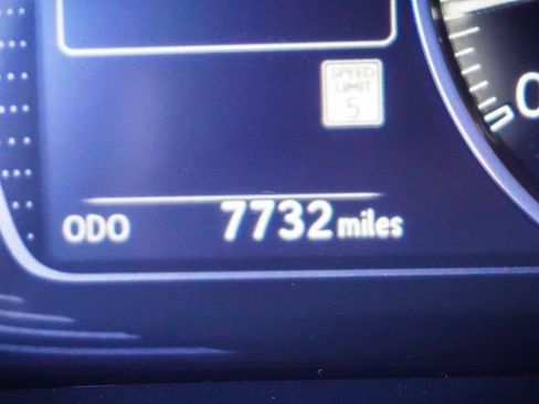 Certified 2025 Lexus ES 350 w/ Premium Package FWD image 9