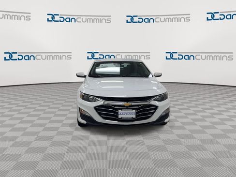 Used 2024 Chevrolet Malibu LT FWD image 3