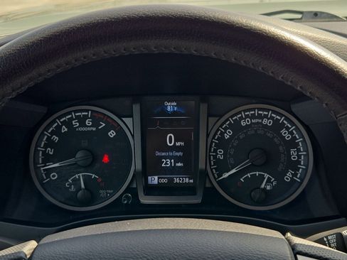 Used 2023 Toyota Tacoma TRD Off-Road AWD/4WD image 21