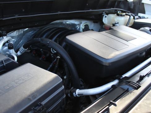 Used 2020 Chevrolet Silverado 1500 Custom Trail Boss w/ Custom Convenience Package image 27