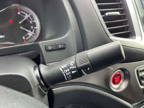 Used 2018 Honda Ridgeline Sport image 29