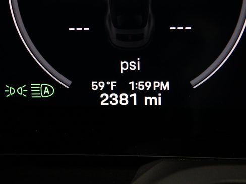 Used 2025 Porsche 911 Carrera image 25