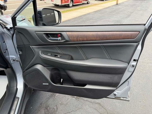Used 2019 Subaru Outback 2.5i Limited w/ Popular Package #2 AWD/4WD image 20