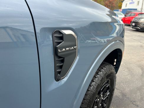 New 2025 Ford Ranger Lariat w/ Black Appearance Package image 38