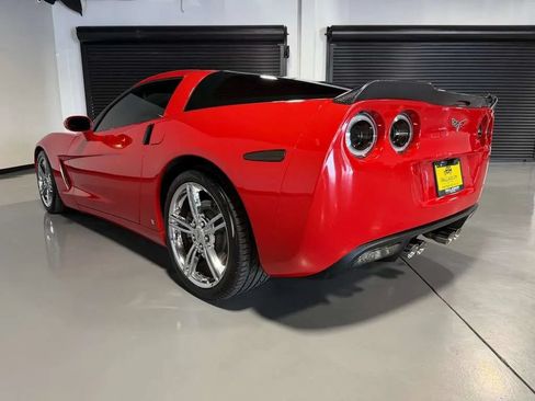 Used 2008 Chevrolet Corvette Coupe w/ Z51 Performance Package RWD image 10