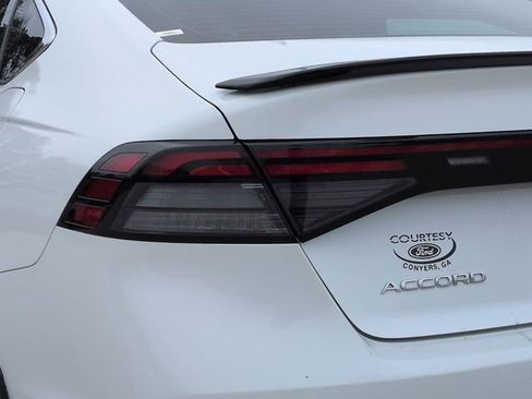 Used 2023 Honda Accord EX image 14